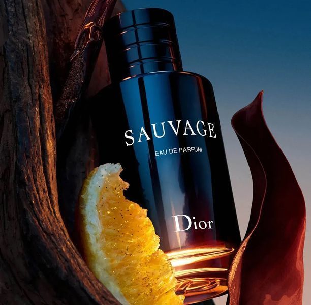 Christian Dior Sauvage Eau de Parfum 100мл Christian Dior Sauvage Eau de Parfum  фото