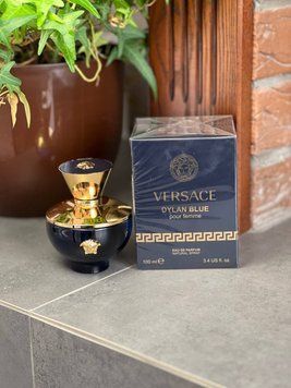 Versace Dylan Blue Pour Femme 100 ml Versace Dylan Blue Pour Femme фото
